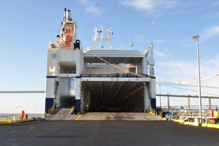 Quelle est l'importance du transport maritime